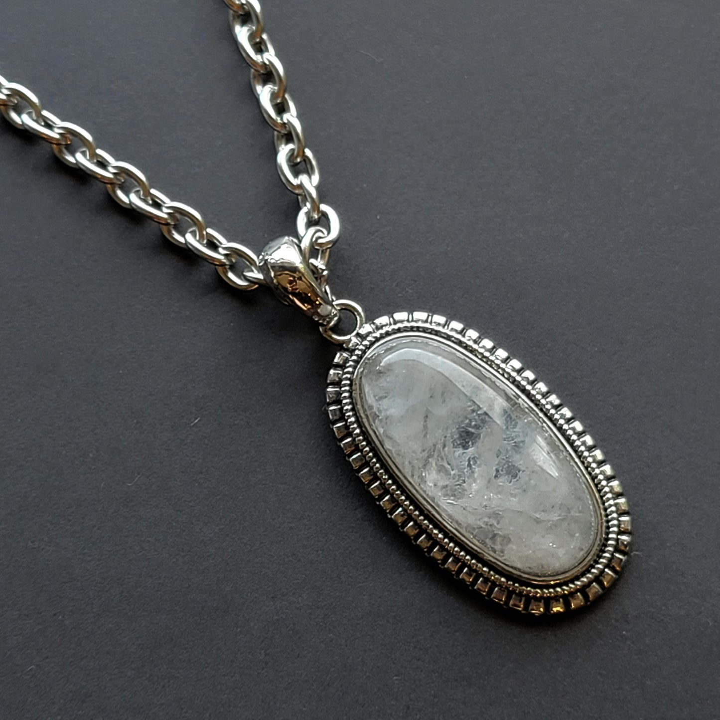 Collier avec Quartz Clair